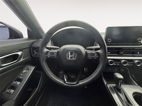 Used 2023 Honda Civic Sport image 12