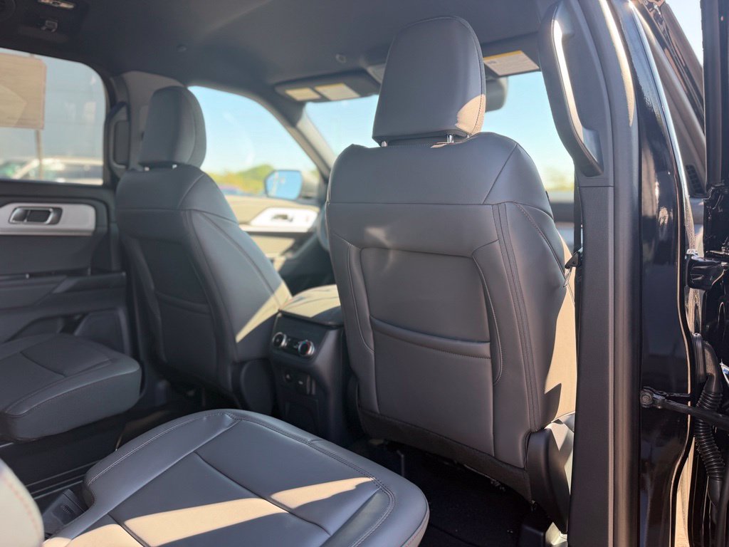 New 2027 Ford Explorer Active w/ Active Comfort Package AWD/4WD image 12