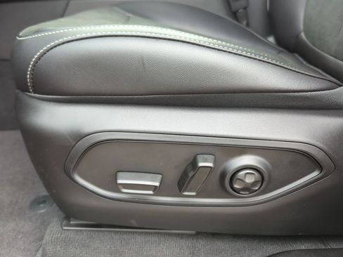 New 2026 Jeep Grand Cherokee Altitude AWD/4WD image 35