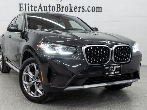 Used 2025 BMW X4 xDrive30i w/ Premium Package image 7