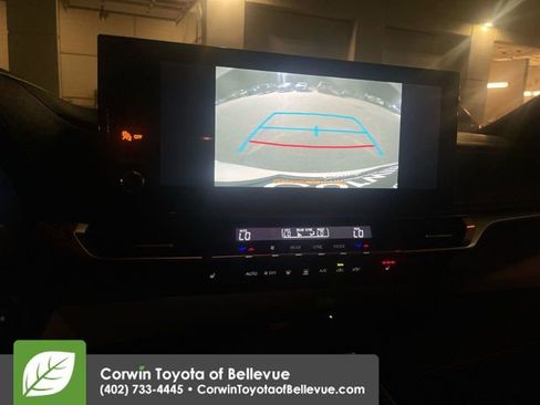 Certified 2025 Toyota Sienna XSE image 19