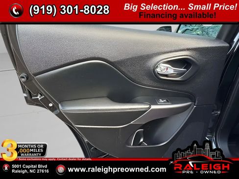 Used 2022 Jeep Cherokee Limited w/ Elite Package image 49