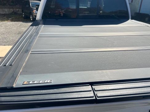 Used 2013 Ford F150 XLT w/ Luxury Equipment Group image 11