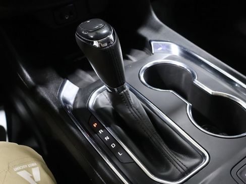 Used 2018 Chevrolet Traverse Premier w/ Redline Edition image 32