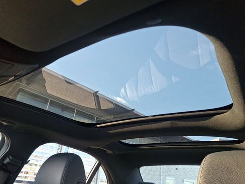 Used 2021 Mercedes-Benz E 350 4MATIC Sedan image 13