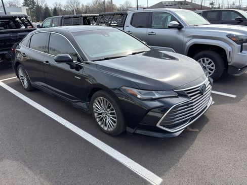 Certified 2021 Toyota Avalon Limited w/ Advanced Safety Package image 9