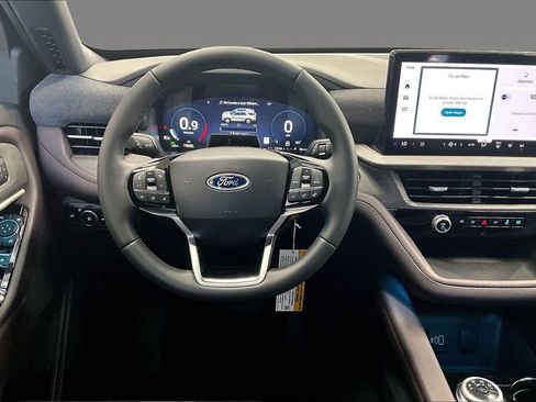 New 2026 Ford Explorer Platinum AWD/4WD image 14