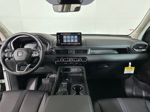 New 2025 Honda Pilot EX-L image 12
