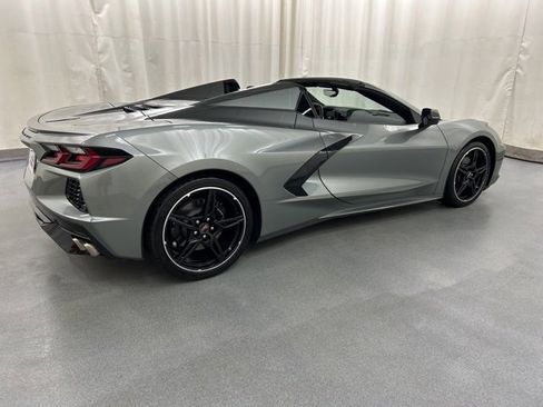 Used 2022 Chevrolet Corvette Stingray Preferred Conv image 4