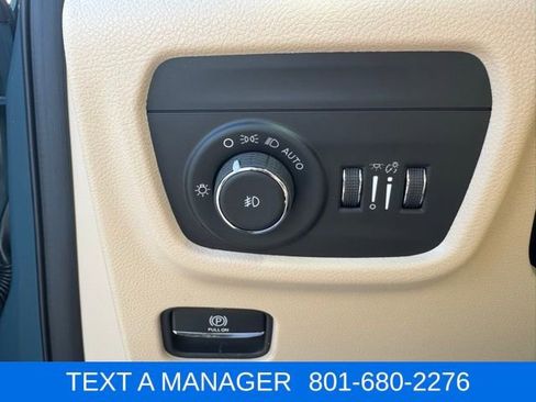 New 2026 Jeep Grand Cherokee Limited w/ Limited Altitude Package AWD/4WD image 16