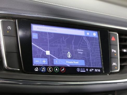 Used 2024 Buick Enclave Premium image 16