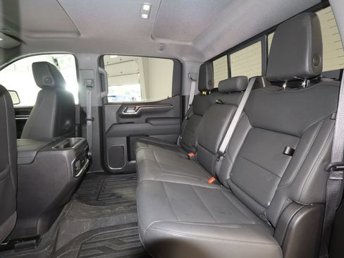 Used 2025 GMC Sierra 1500 SLT w/ SLT Premium Plus Package AWD/4WD image 25