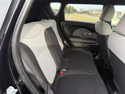 Used 2015 Kia Soul image 20