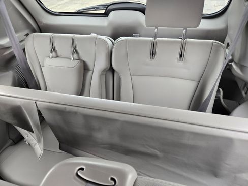 Used 2012 Toyota Highlander Limited image 12