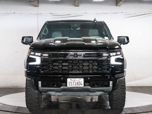 Used 2025 Chevrolet Silverado 1500 ZR2 w/ Technology Package AWD/4WD image 2