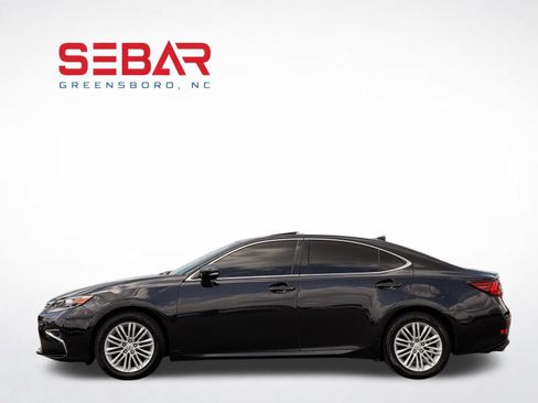 Used 2017 Lexus ES 350 w/ Accessory Package 2 FWD image 16