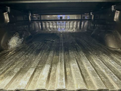 Used 2015 GMC Sierra 1500 SLE w/ SLE Value Package image 30