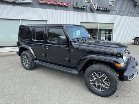 New 2025 Jeep Wrangler Sahara w/ Technology Group image 1