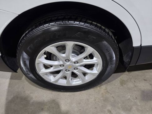 Used 2020 Chevrolet Equinox LT AWD/4WD image 19
