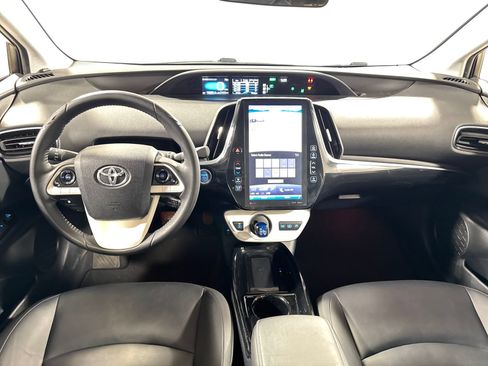 Used 2017 Toyota Prius Prime Premium w/ Carpet Mat Package FWD image 4