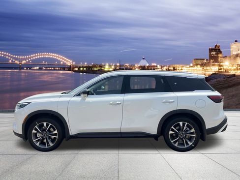 Used 2025 INFINITI QX60 Luxe w/ Vision Package image 2