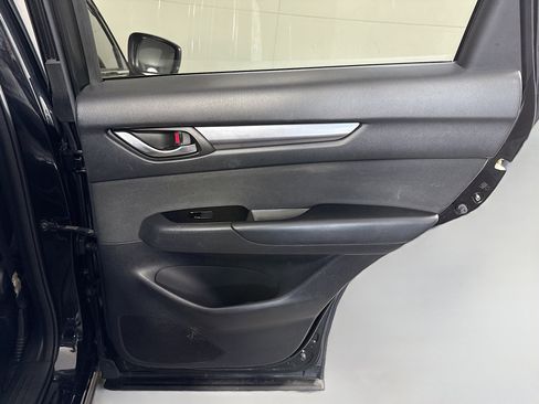 Used 2017 MAZDA CX-5 Sport image 28