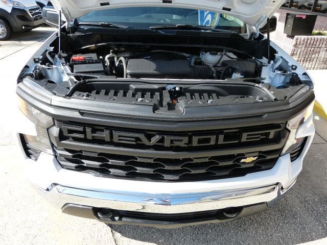 Used 2025 Chevrolet Silverado 1500 W/T RWD image 9
