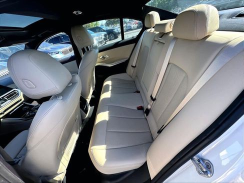 Used 2022 BMW 330i Sedan w/ Premium Package 2 RWD image 23