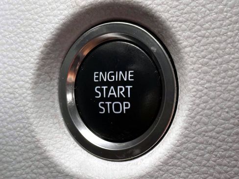 Certified 2025 Toyota Corolla SE FWD image 32