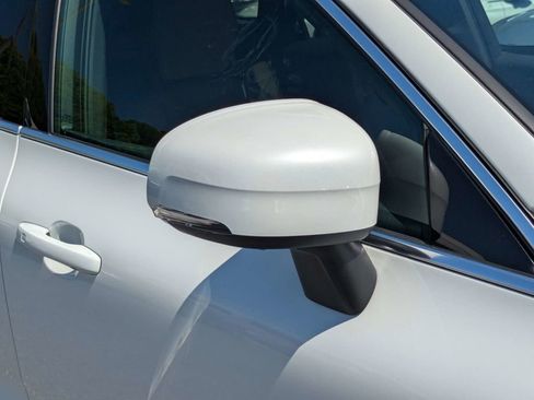 Used 2023 Volvo XC60 B5 Plus w/ Protection Package Premier image 12