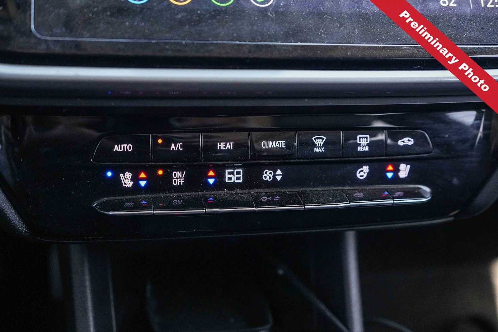 Used 2022 Chevrolet Bolt EUV Premier w/ Sun & Sound Package FWD image 20