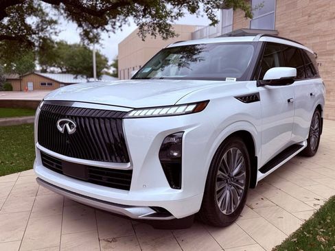 New 2026 INFINITI QX80 Luxe w/ Cargo Package AWD/4WD image 2