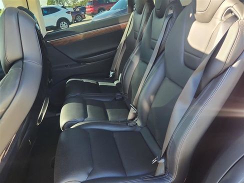Used 2016 Tesla Model X Performance image 9