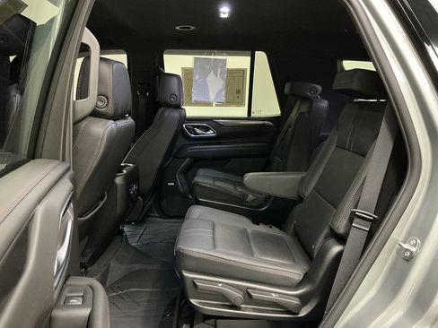 Used 2024 Chevrolet Tahoe RST w/ RST Performance Edition AWD/4WD image 19
