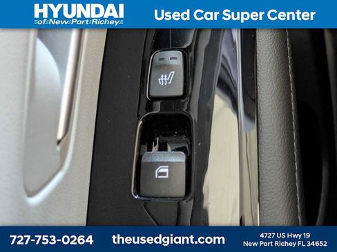 Certified 2024 Hyundai Tucson Limited FWD image 16
