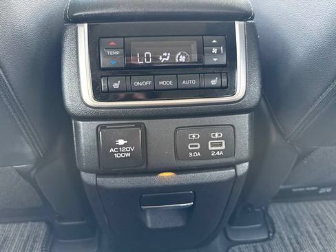 Used 2023 Subaru Ascent Touring AWD/4WD image 13