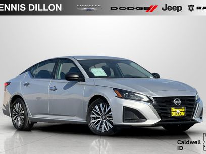 Used 2024 Nissan Altima 2.5 SV