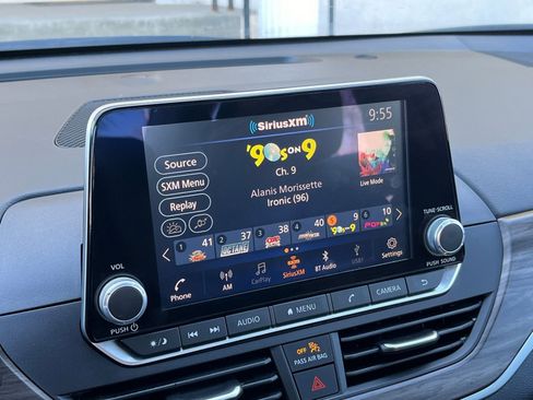 Used 2025 Nissan Altima 2.5 SV image 20