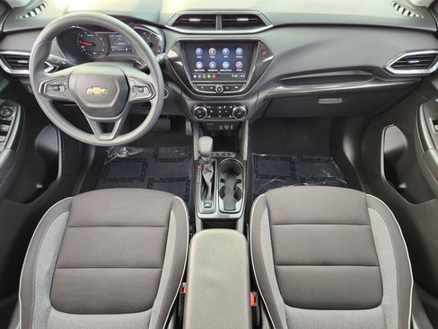 Certified 2022 Chevrolet TrailBlazer LT w/ Convenience Package image 27