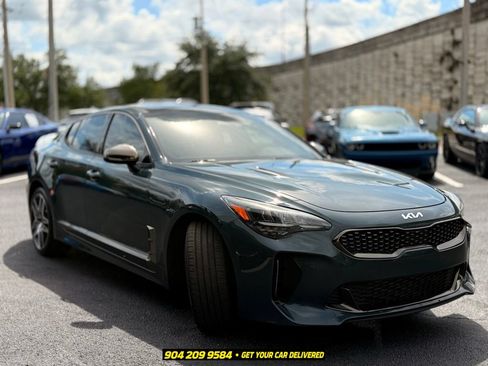 Used 2022 Kia Stinger GT1 RWD image 10