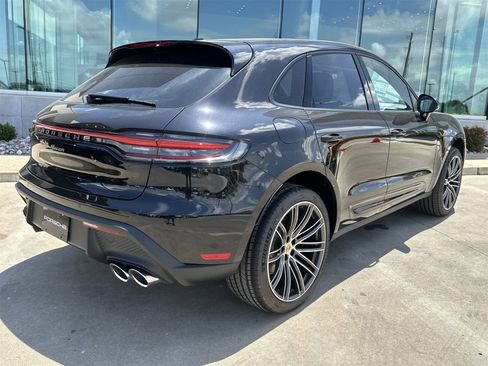 New 2025 Porsche Macan image 7