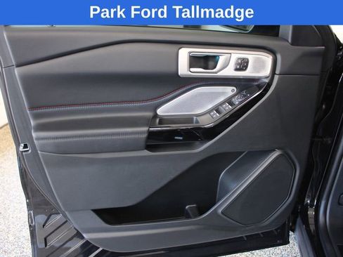 Used 2023 Ford Explorer ST w/ Equipment Group 401A image 11