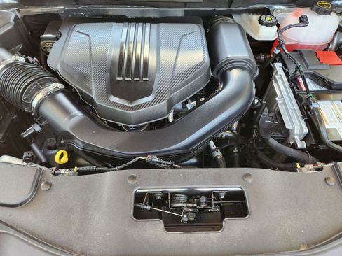 Used 2025 GMC Acadia Denali w/ LPO, Floor Liner Package FWD image 25