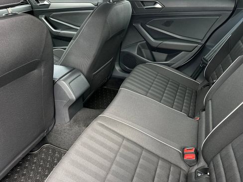 Used 2023 Volkswagen Jetta Sport image 11