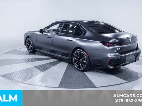 Used 2024 BMW i7 eDrive50 w/ M Sport Package RWD image 5