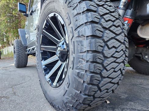 Used 2022 Jeep Wrangler Unlimited Sahara w/ Cold Weather Group image 23