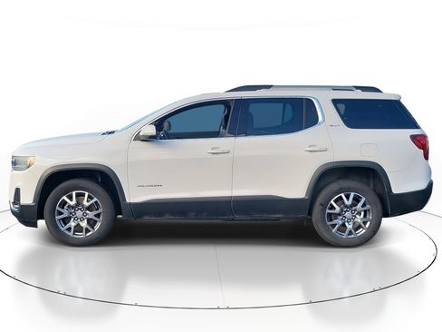 Used 2023 GMC Acadia SLT image 3