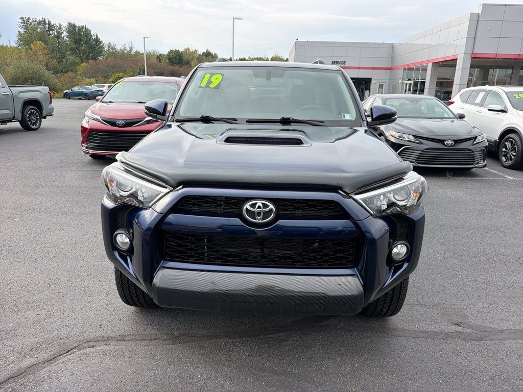 Used 2019 Toyota 4Runner TRD Off-Road Premium AWD/4WD image 3