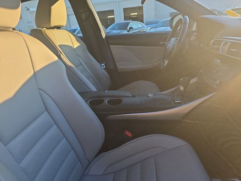 Used 2015 Lexus IS 250 AWD image 10