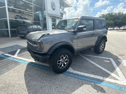 Used 2023 Ford Bronco Badlands AWD/4WD image 4